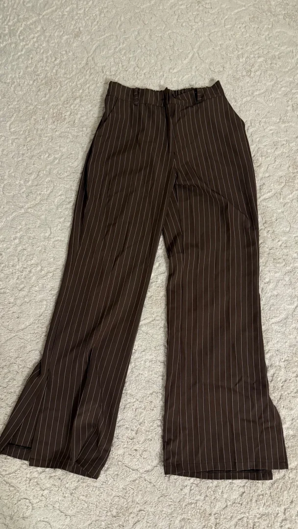 Novi komplet sako i pantalone