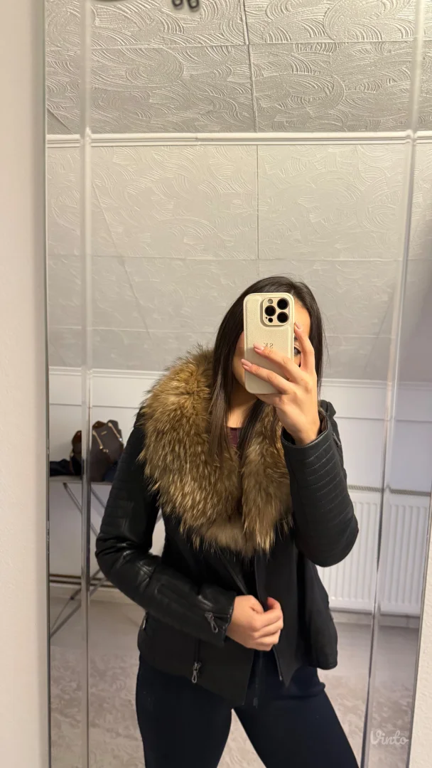 Nova kožna jakna sa krznom