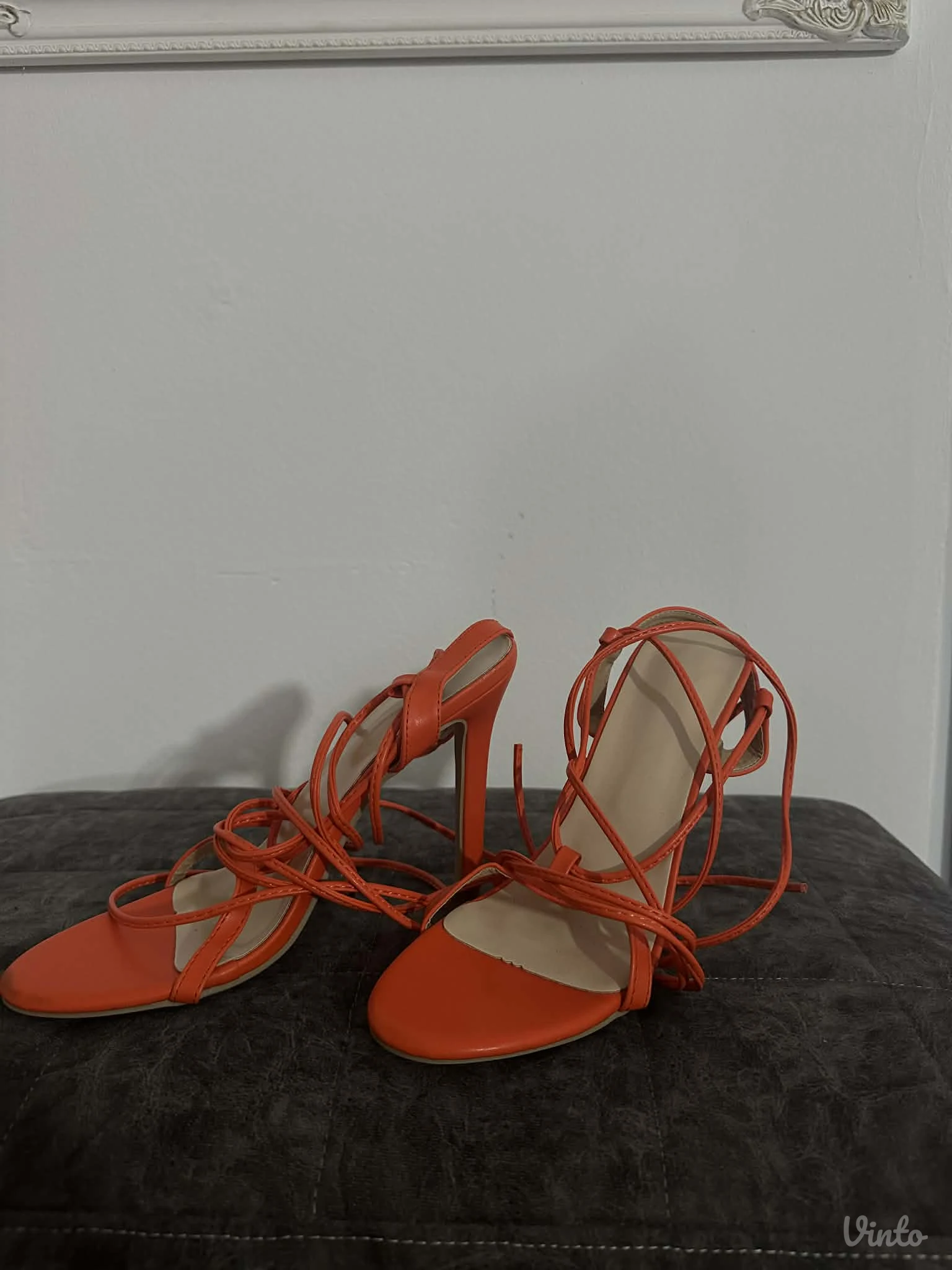 nove sandale