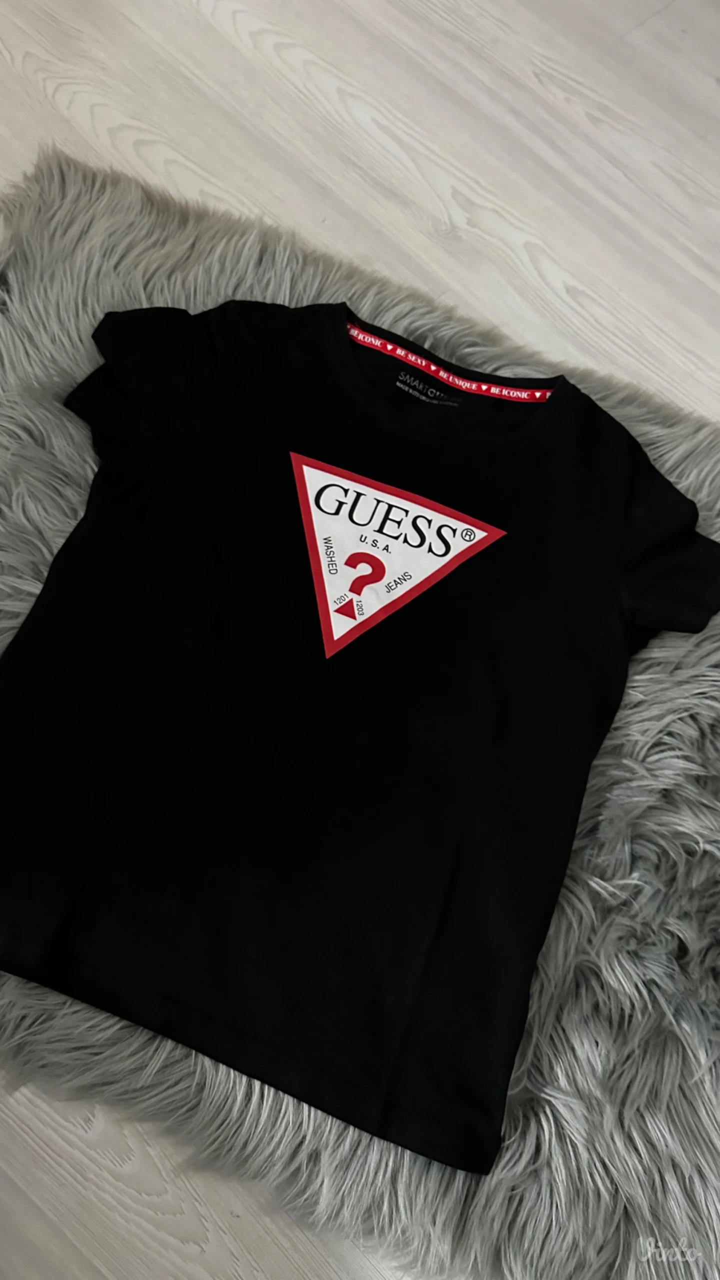 Guess majica