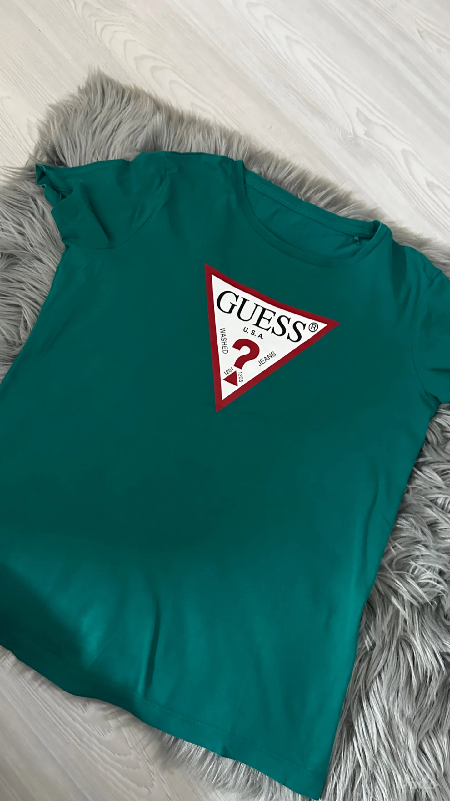 Guess majica