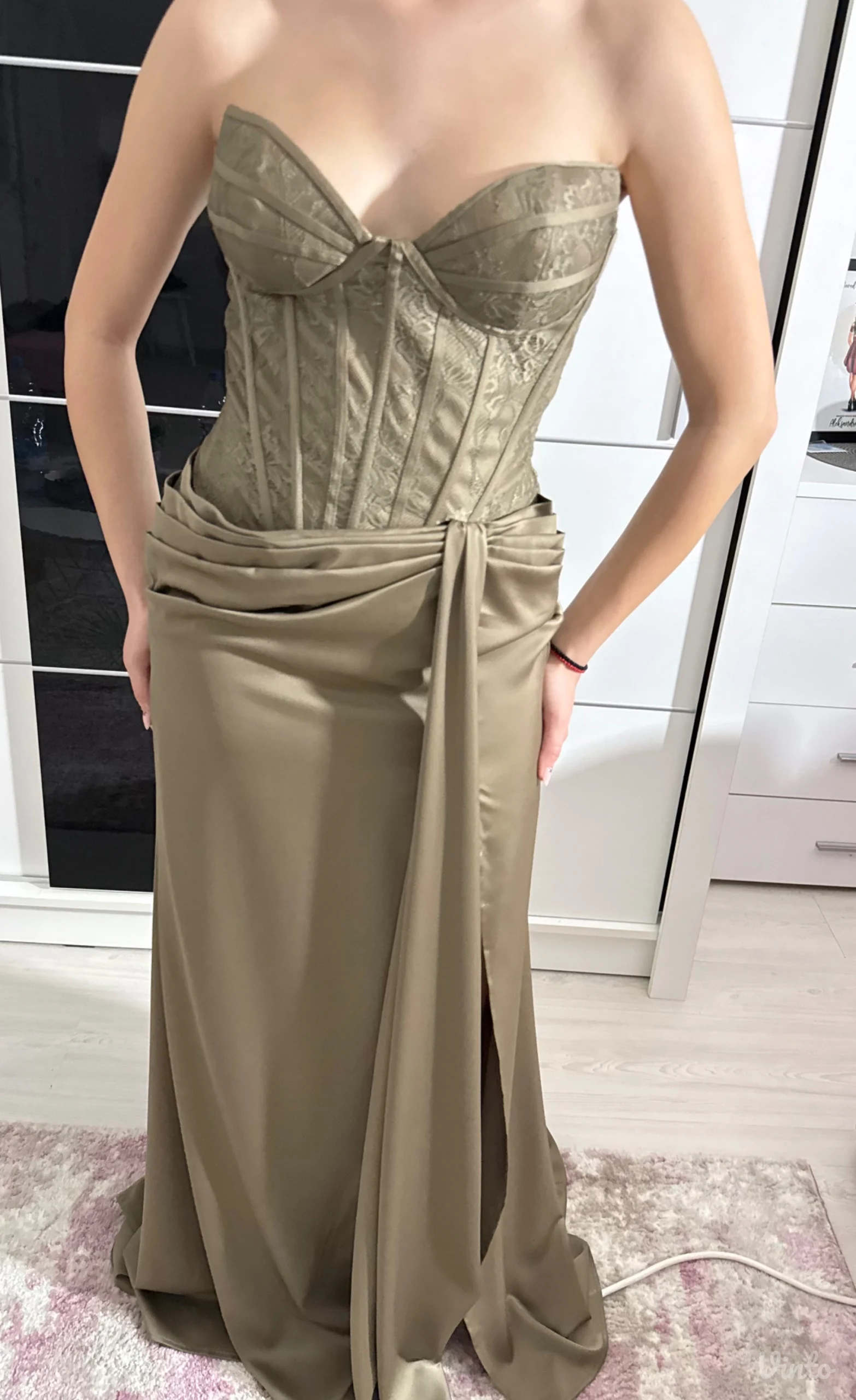 Nova haljina