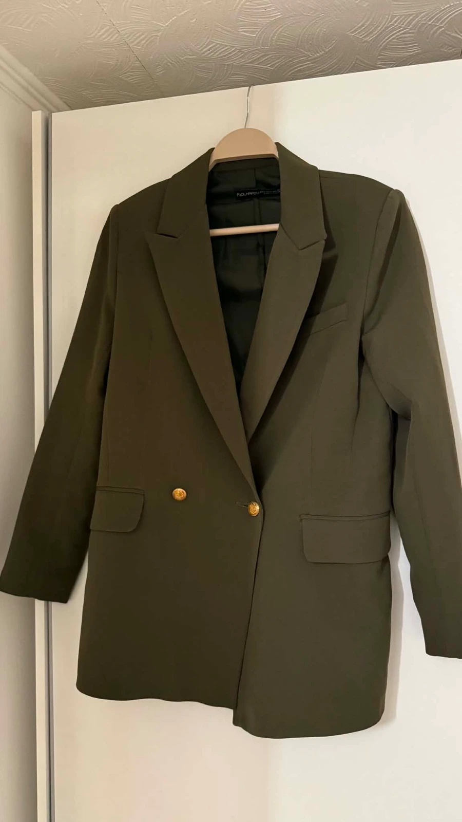 sako i pantalone odelo