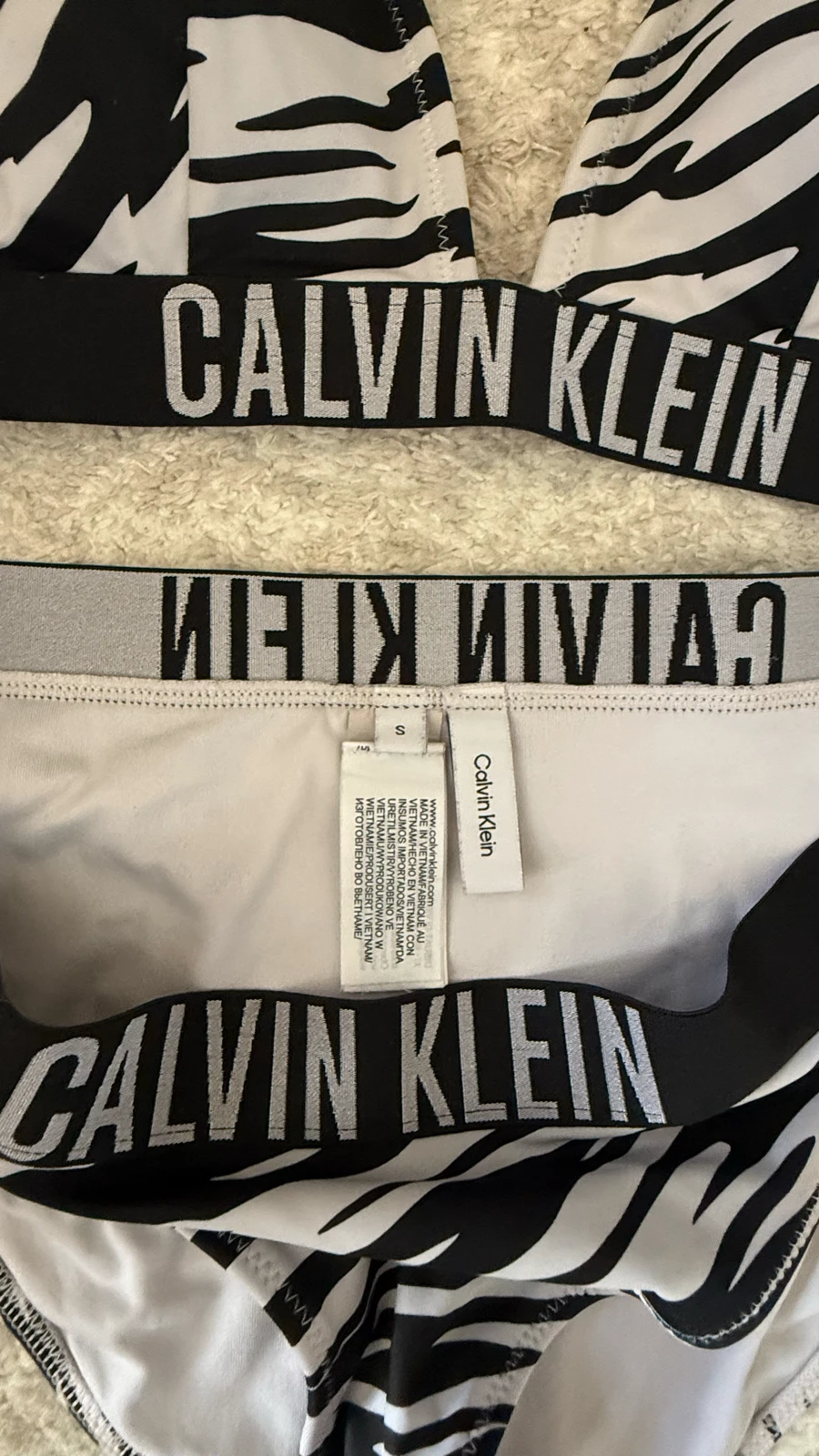 Calvin klein novi kupaci