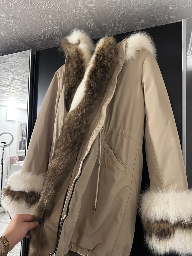 Jakna sa prirodnim krznom