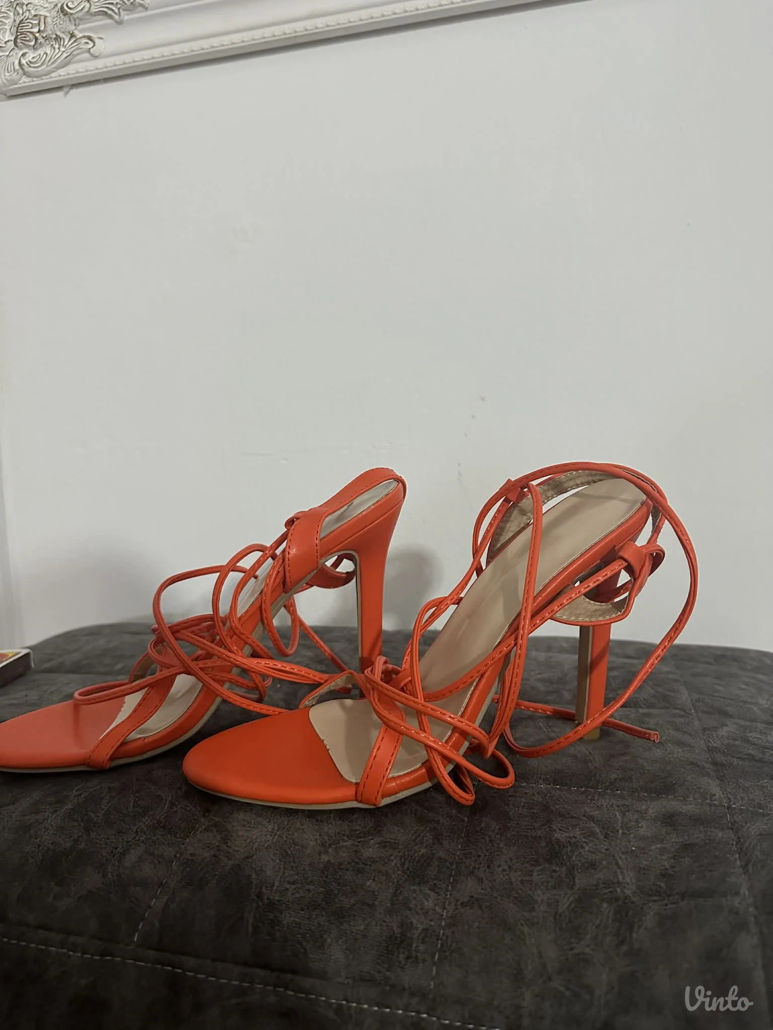 nove sandale