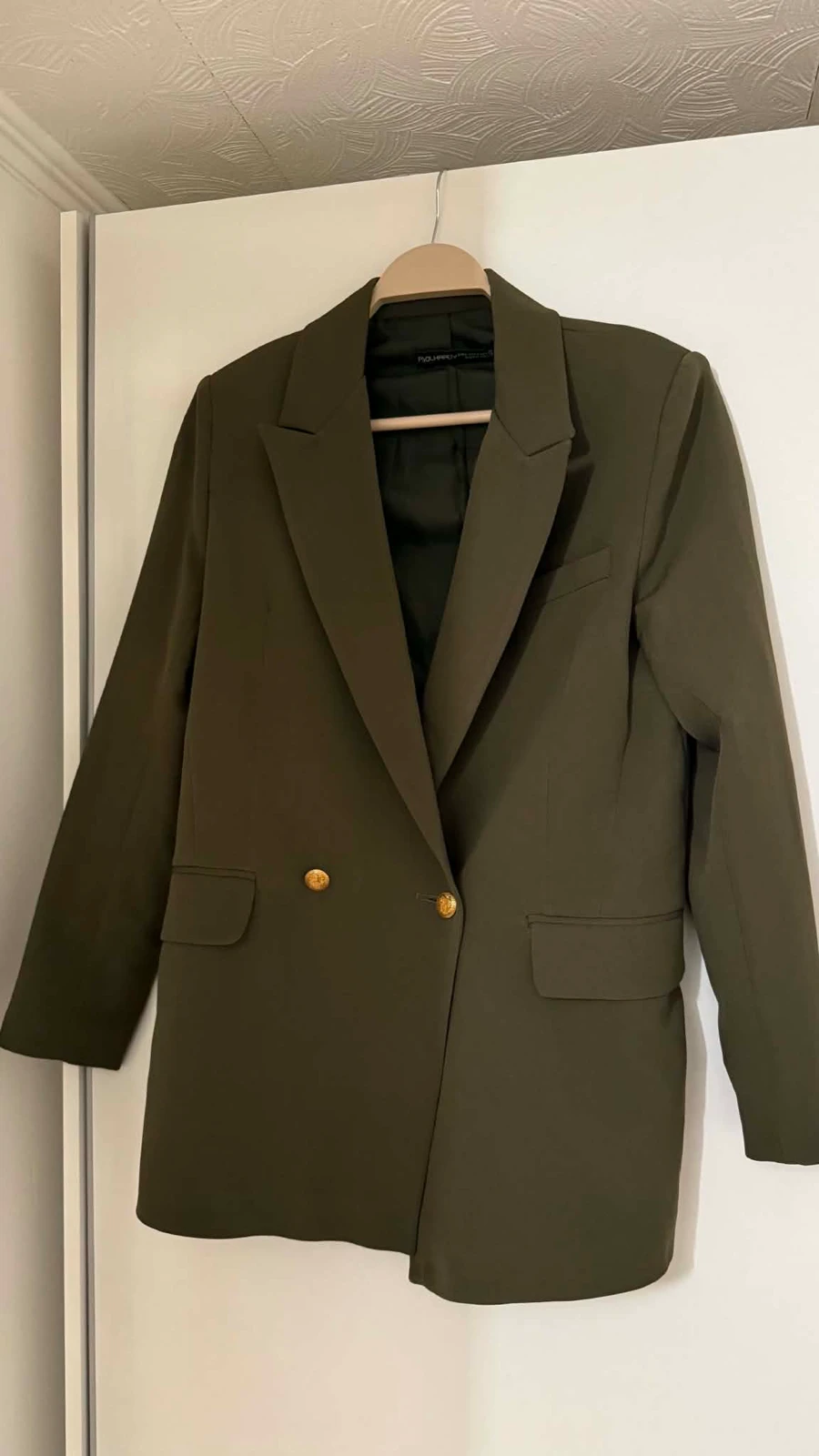 sako i pantalone odelo