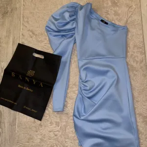 Sanya design haljina nova