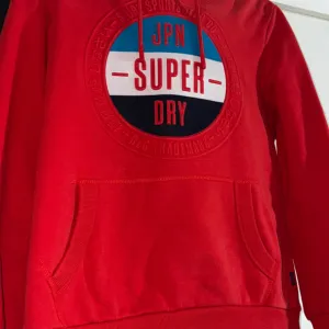 Superdry duks
