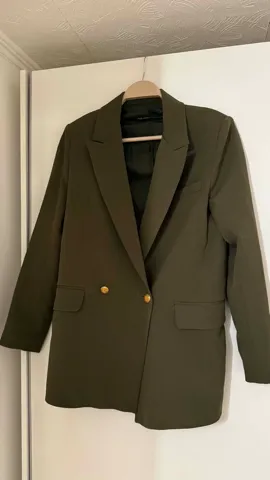 sako i pantalone odelo