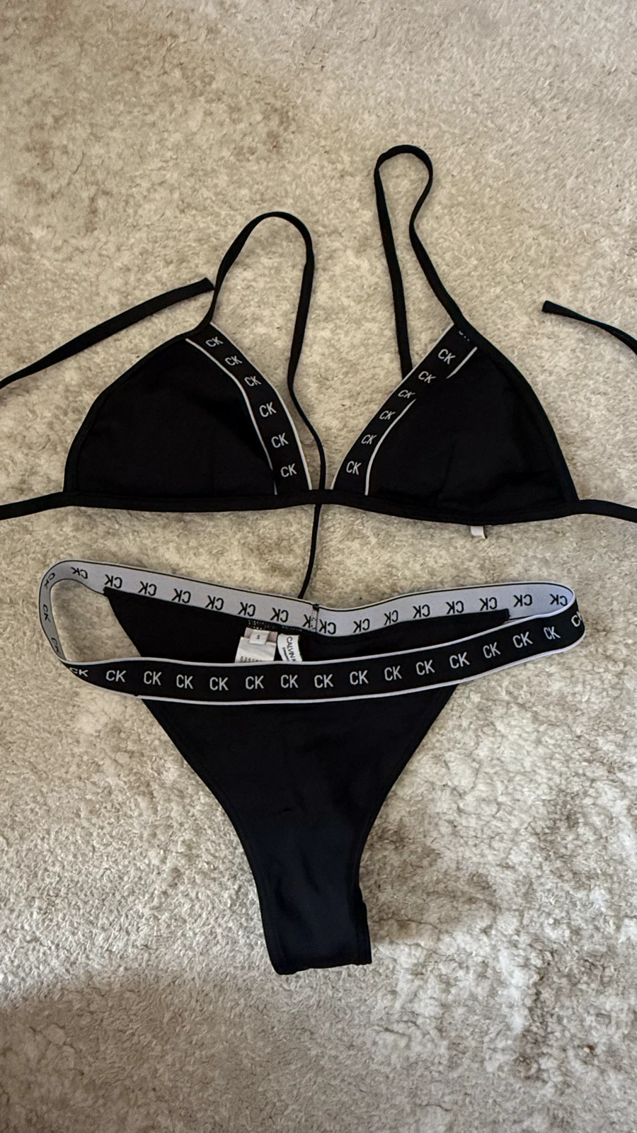 Calvin klein kupaci