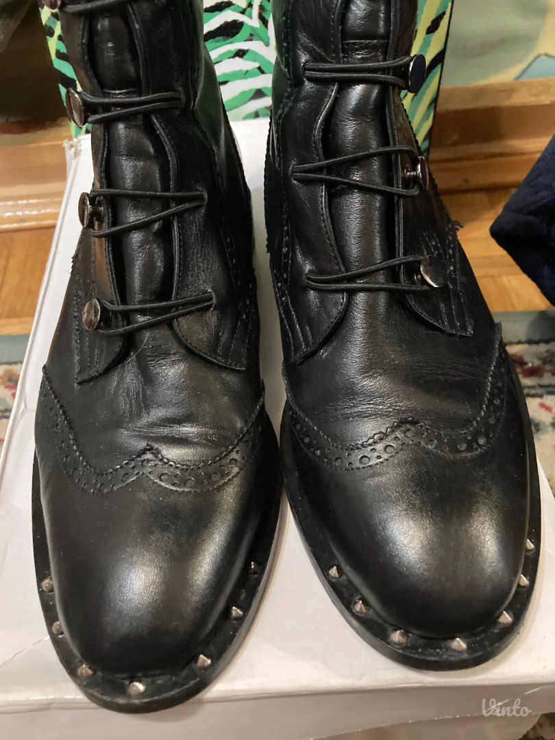 Kožne duboke top model