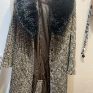 Novitet vintage kaput