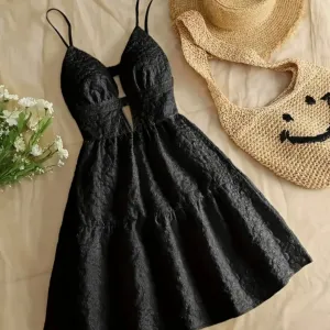 Haljinica gola leđa