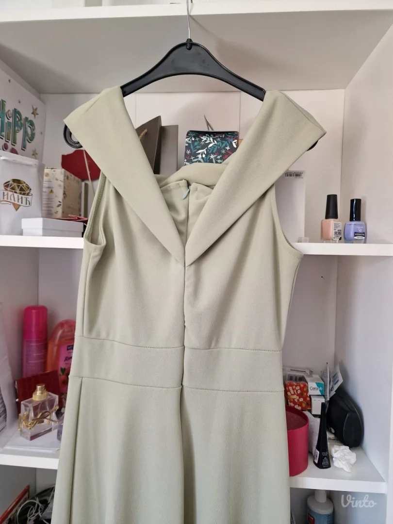 Missguided zelena midi svecana elegantna haljina