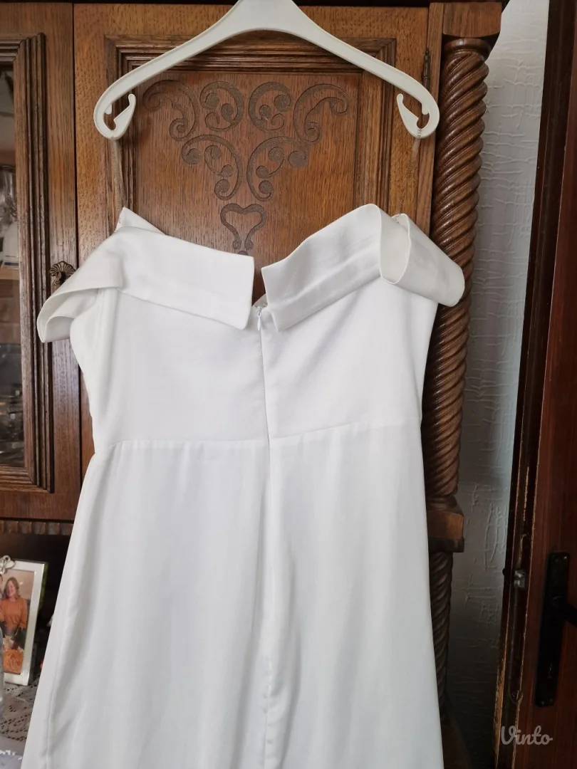 Nova elegantna svecana bela haljina sa etiketom XL