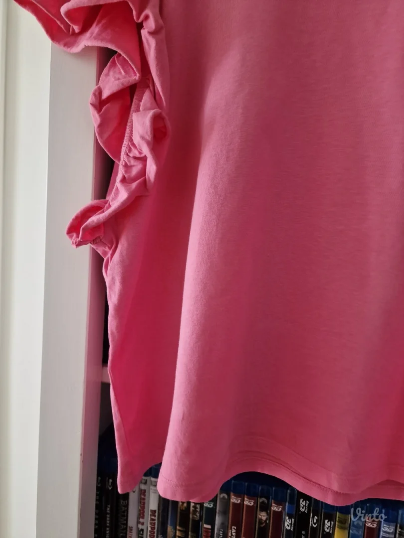 Kao nova Zara pink roze majica sa karnerima L