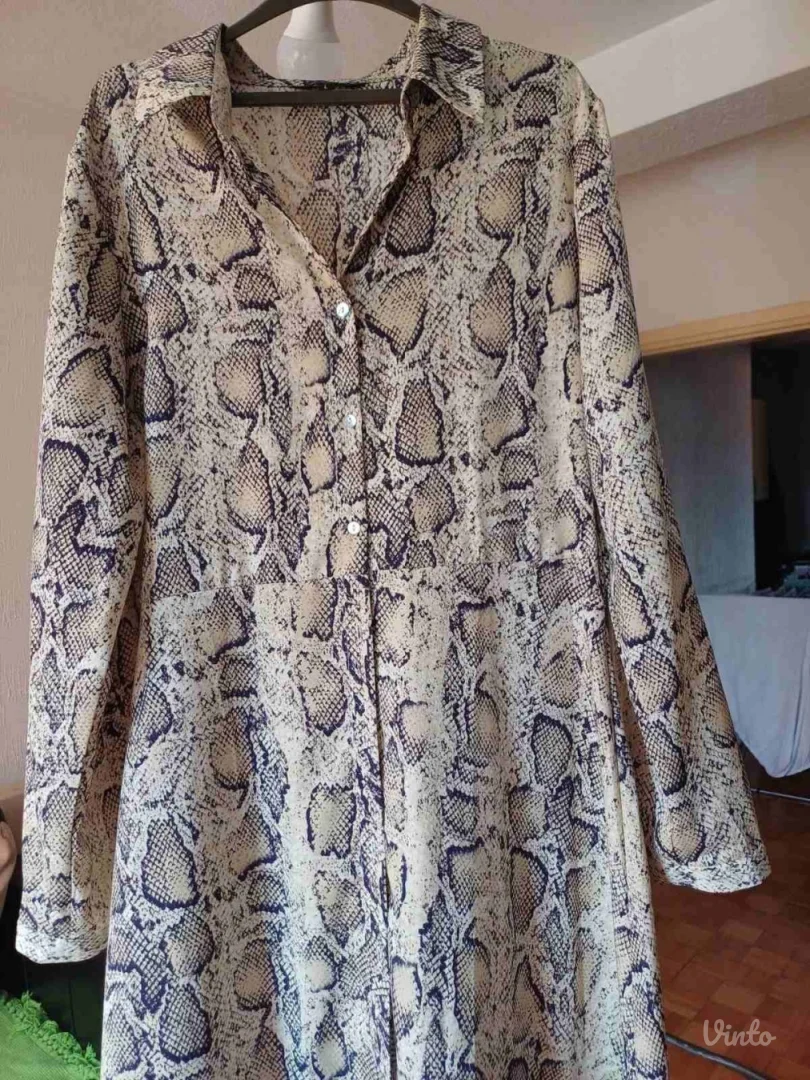 Midi dugacka haljina dugih rukava sa zmijskim printom L