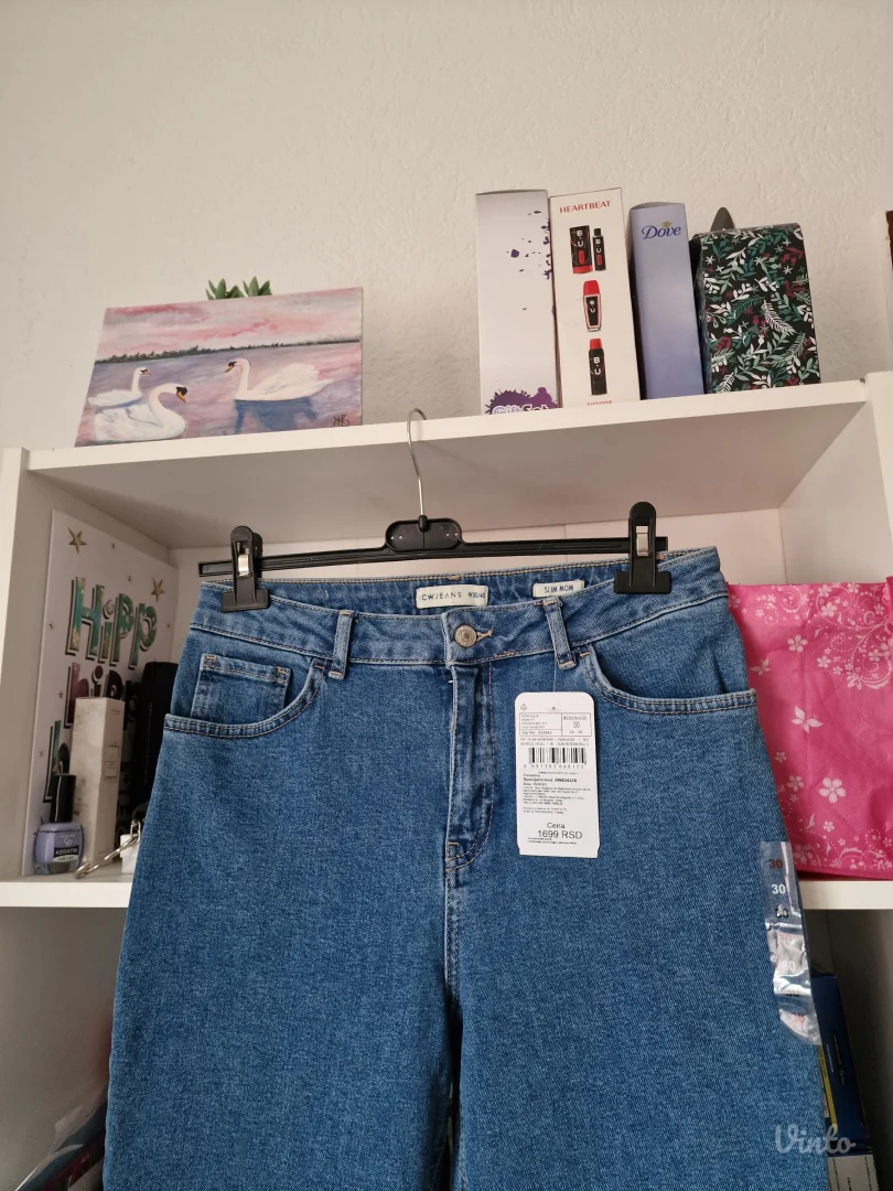 Nove LC Waikiki mom slim duboke farmerke sa etiketom 40