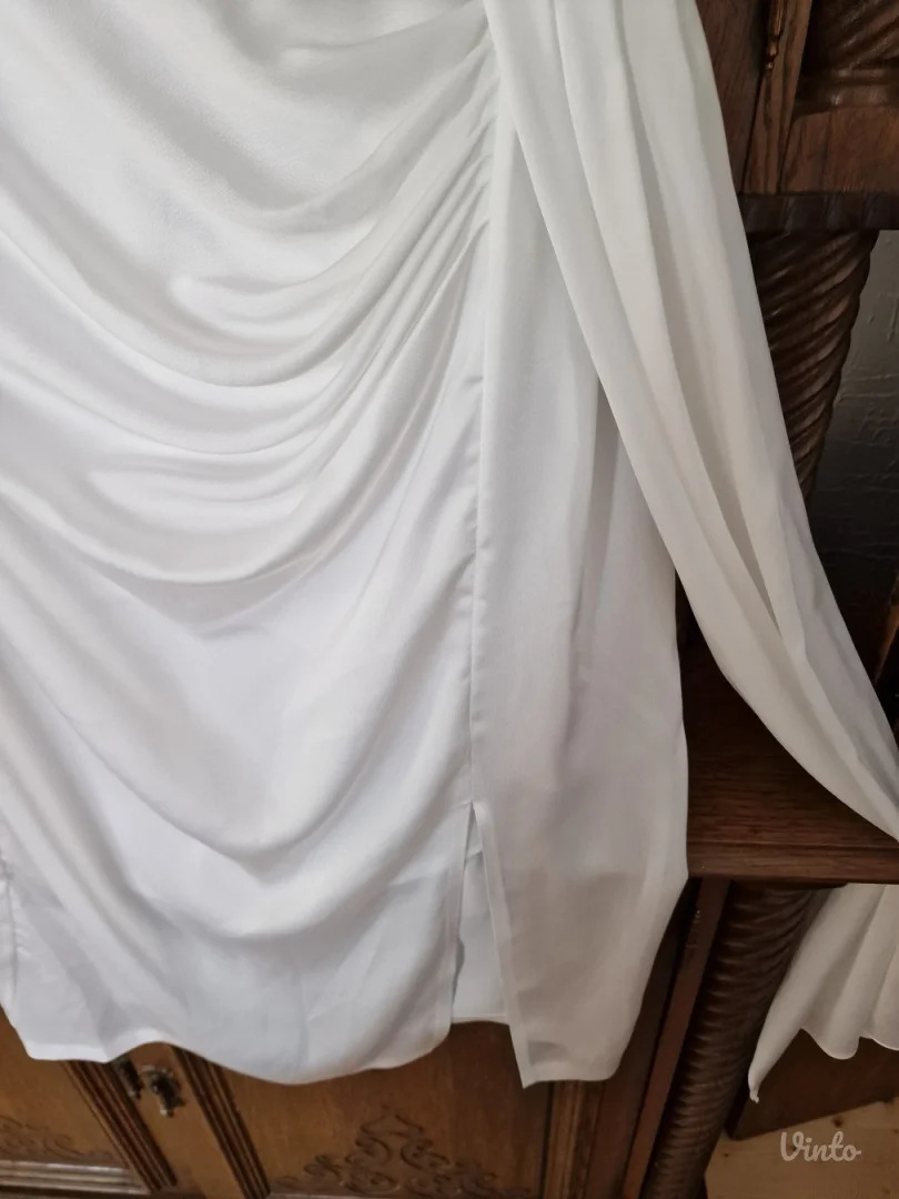 Nova elegantna svecana bela haljina sa etiketom XL