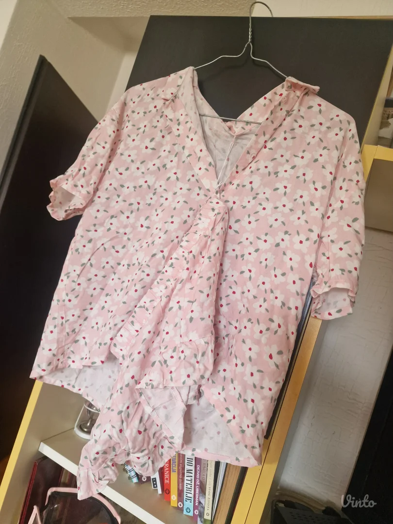 Nova Sinsay roze viskozna komplet letnja pidzama