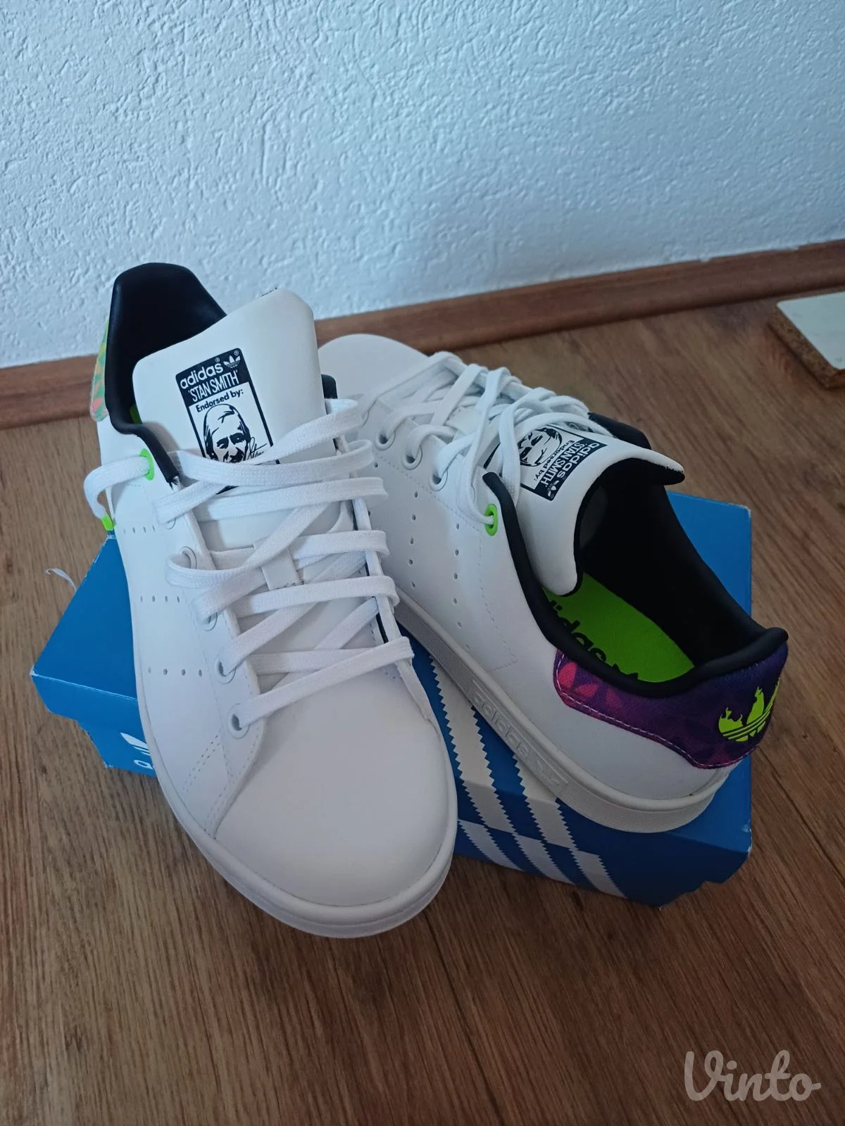 Nove Adidas Stan Smith bele patike 37 1-3