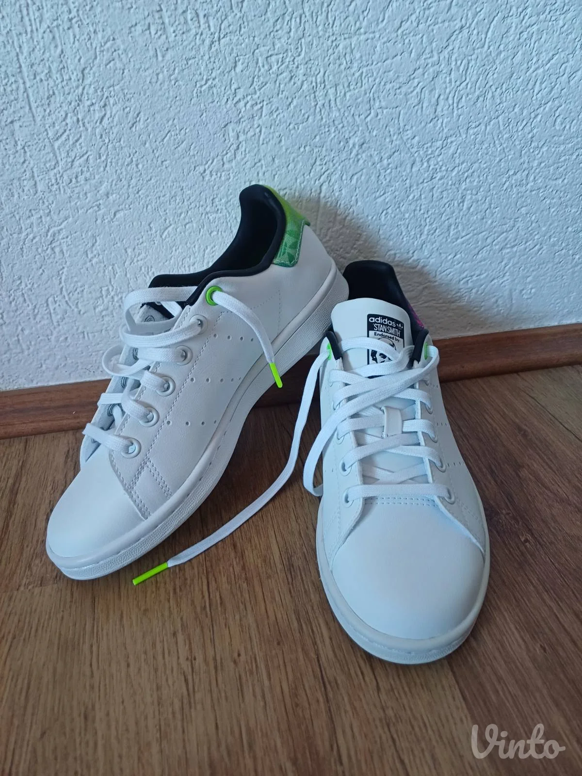 Nove Adidas Stan Smith bele patike 37 1-3