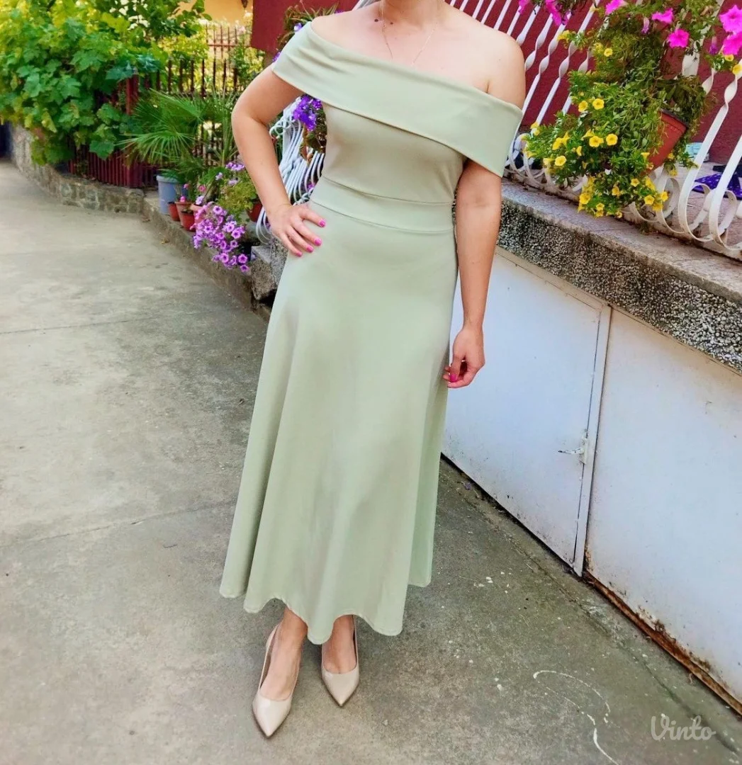 Missguided zelena midi svecana elegantna haljina