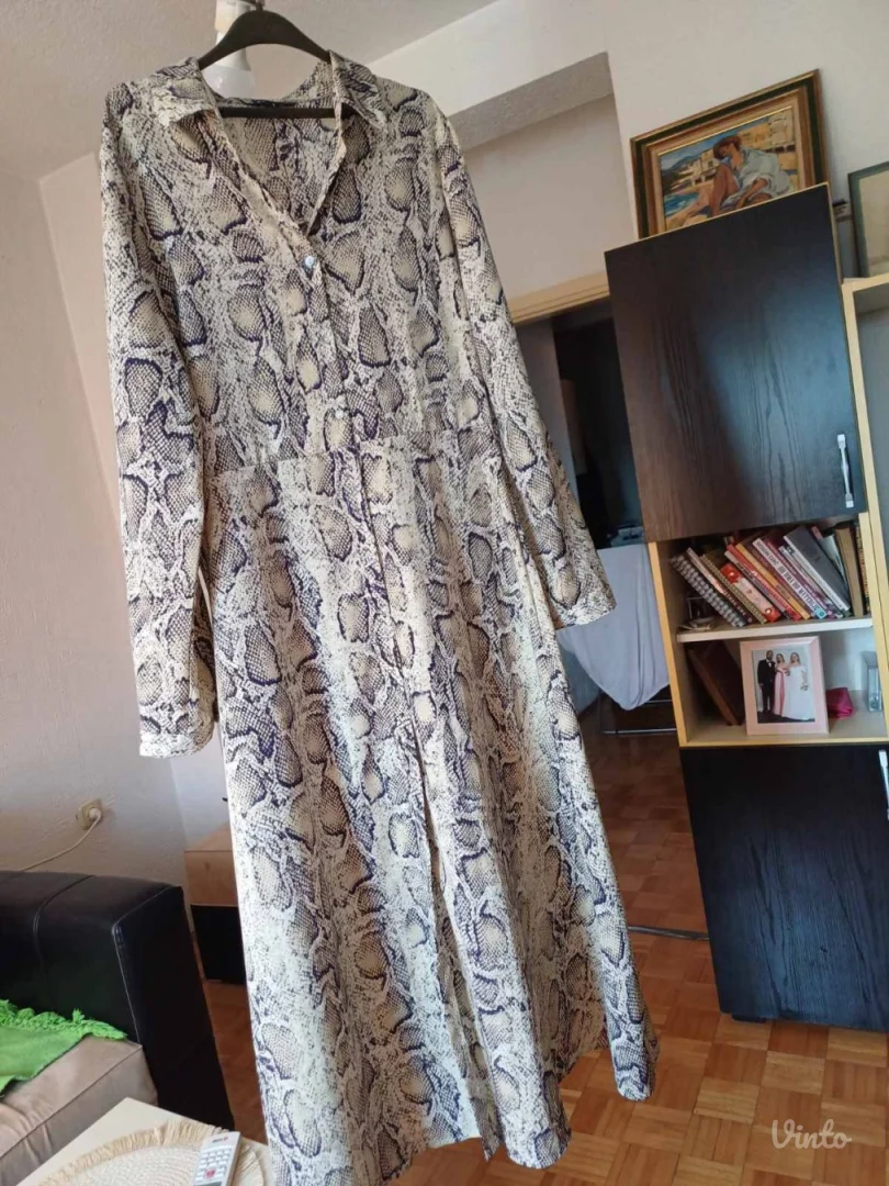 Midi dugacka haljina dugih rukava sa zmijskim printom L