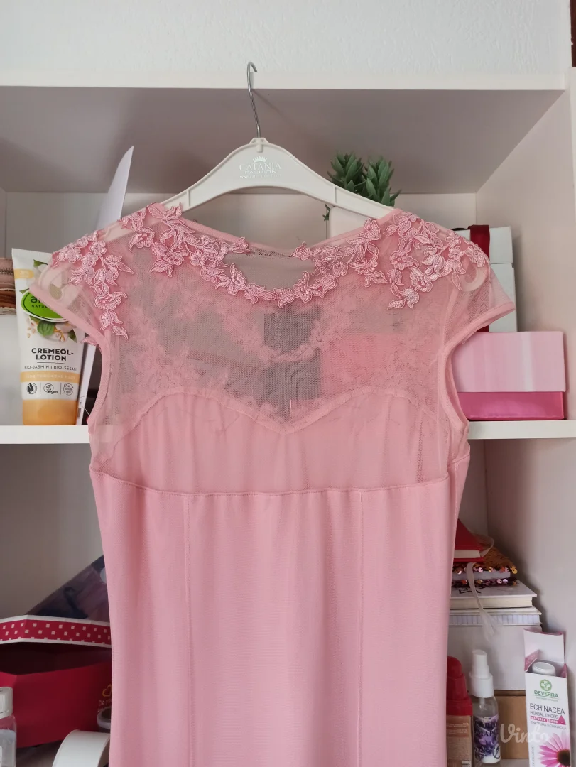 Nova svetlo roze duga svecana elegantna maturska haljina sa etiketom S