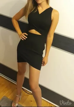 Zara crna cutted haljina M