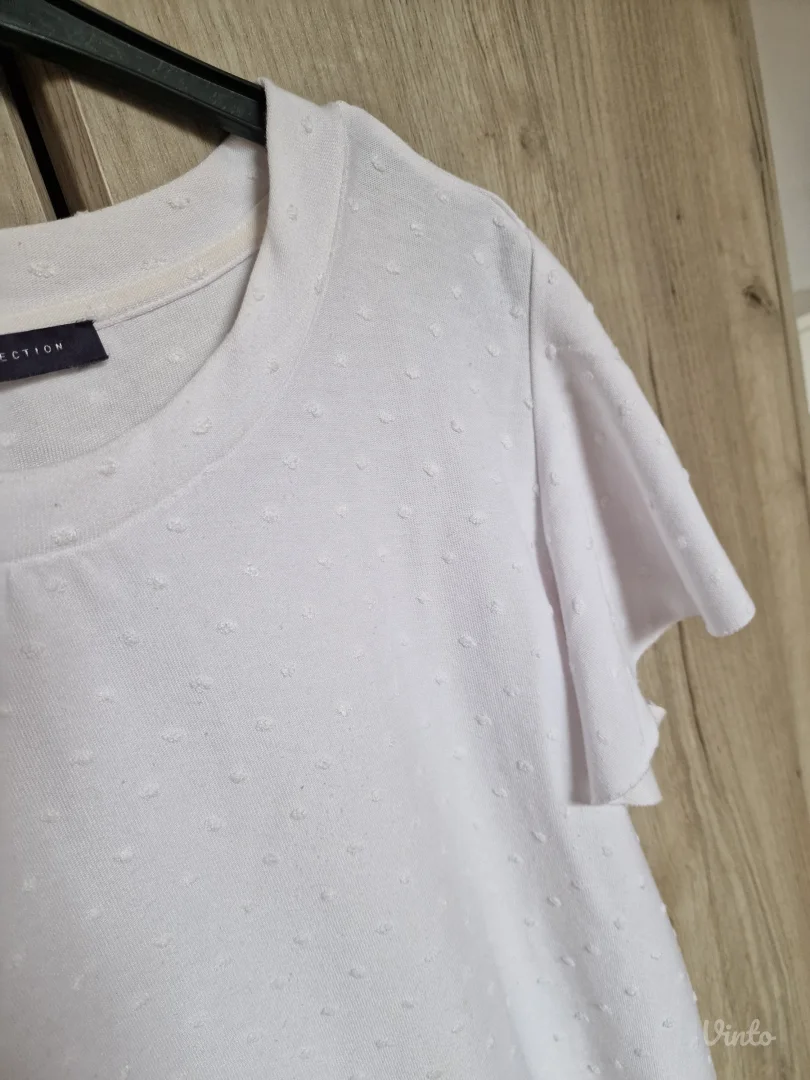 Mark and Spencer bela majica sa karnerima S, M, L