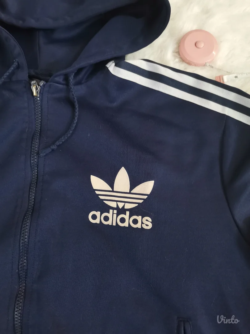 Adidas duks