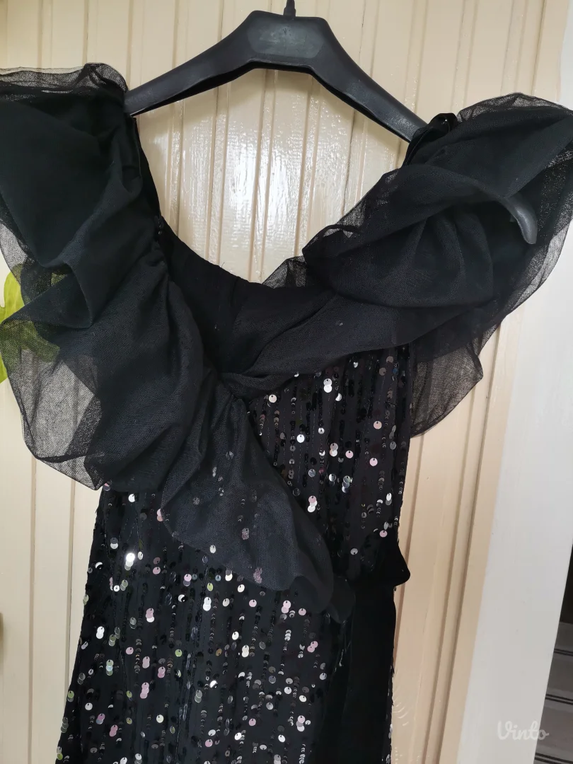 Zara haljina na preklop