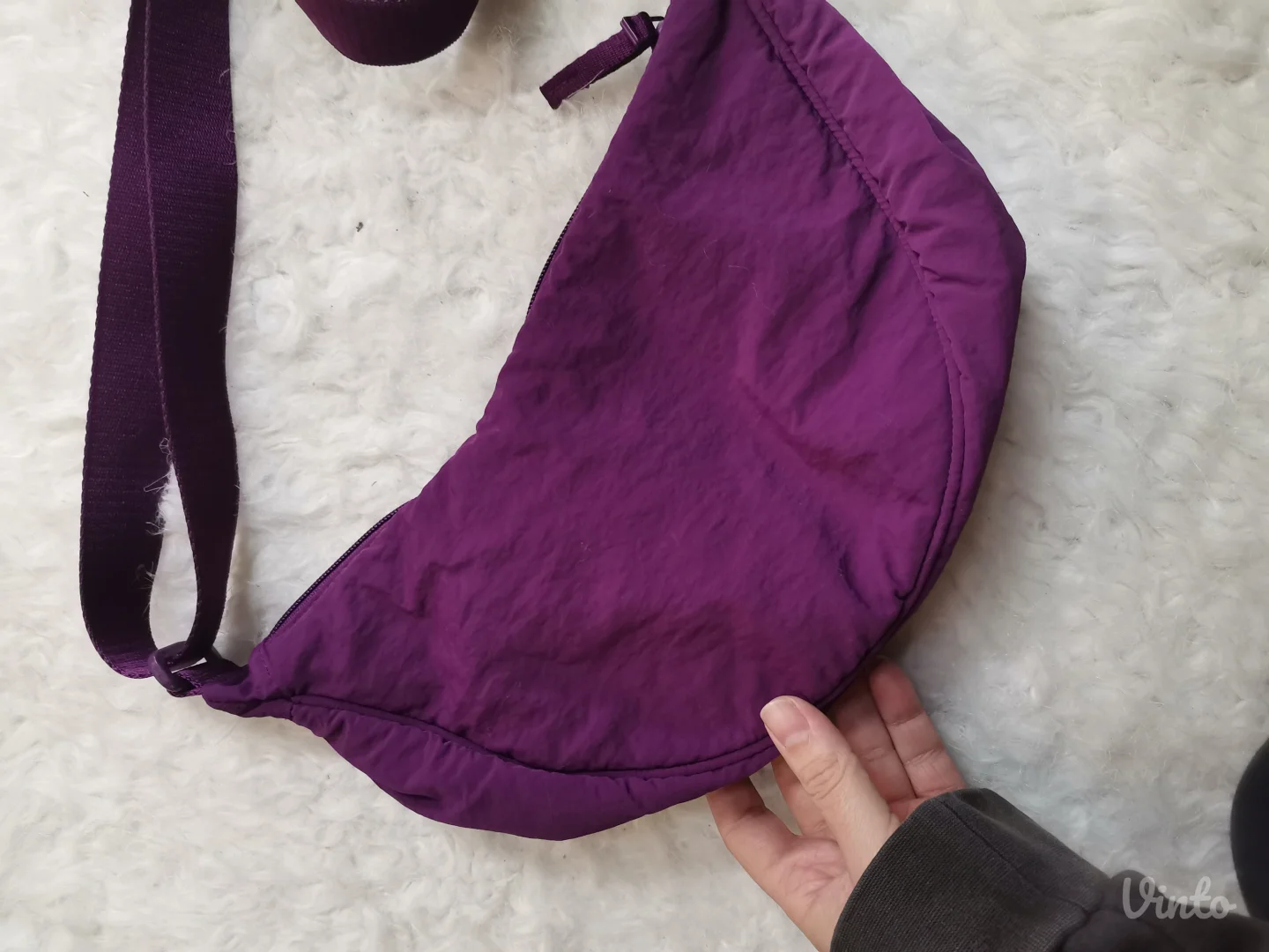 Uniqlo Round Mini Shoulder Bag