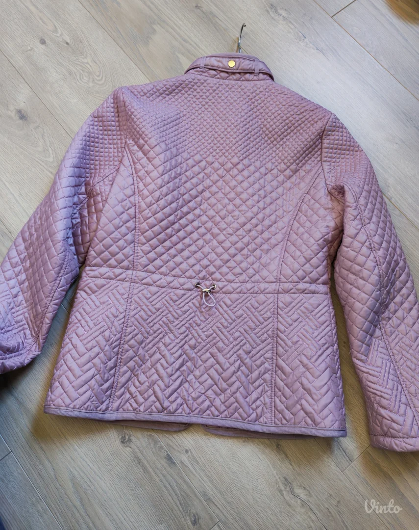 Elegantna prolećna jakna