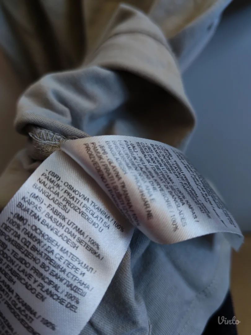 LCW majica sa natpisom