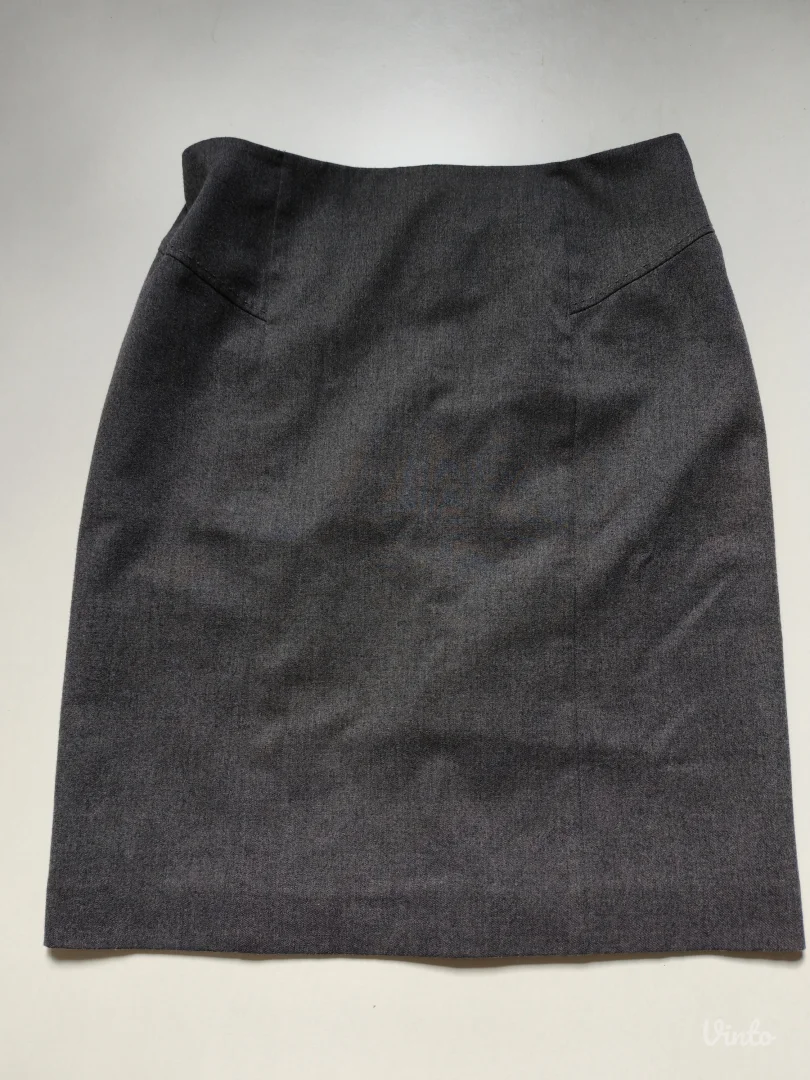 Frank Walder Siva Suknja