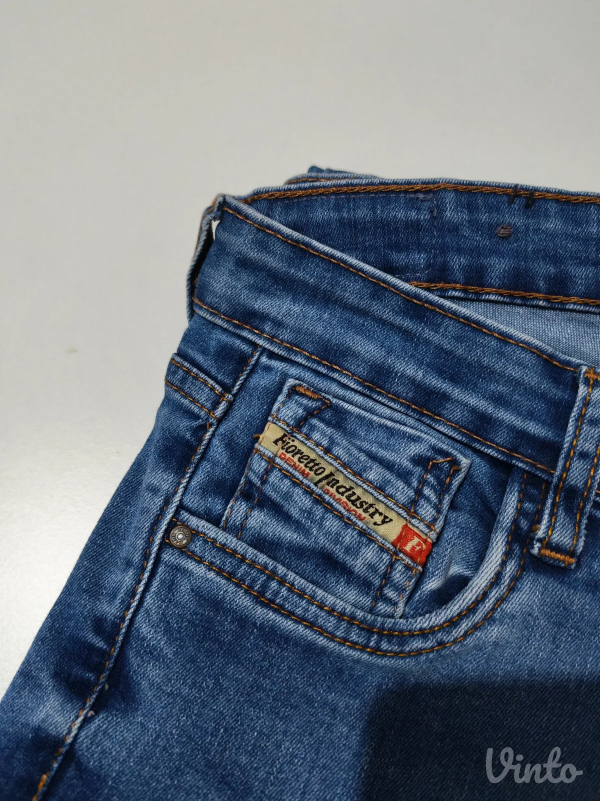 Fioretto skinny farmerke sa efektom iscepanosti