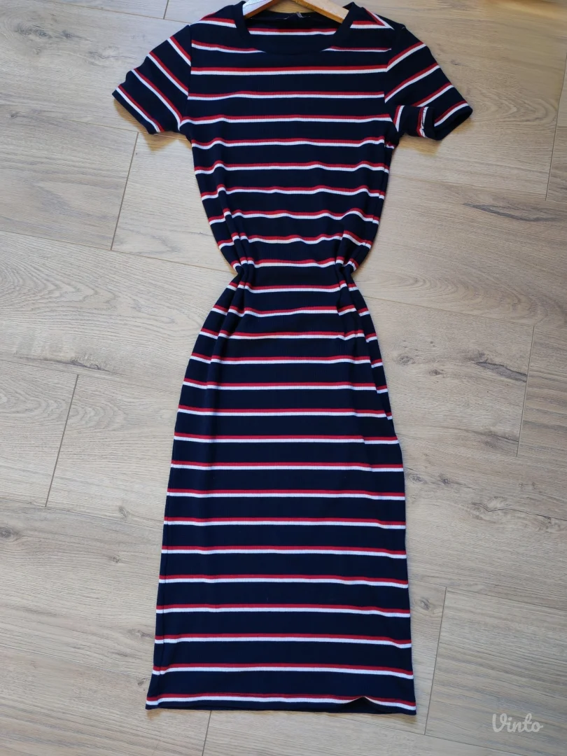 Prugasta midi haljina