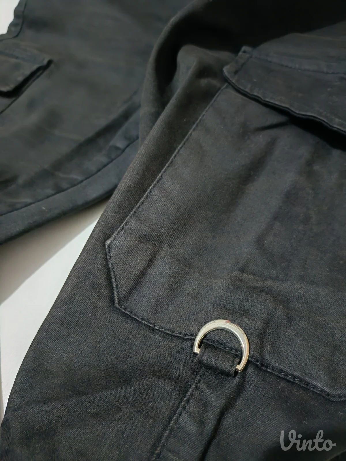 Crne kargo pantalone visokog struka – D.Young