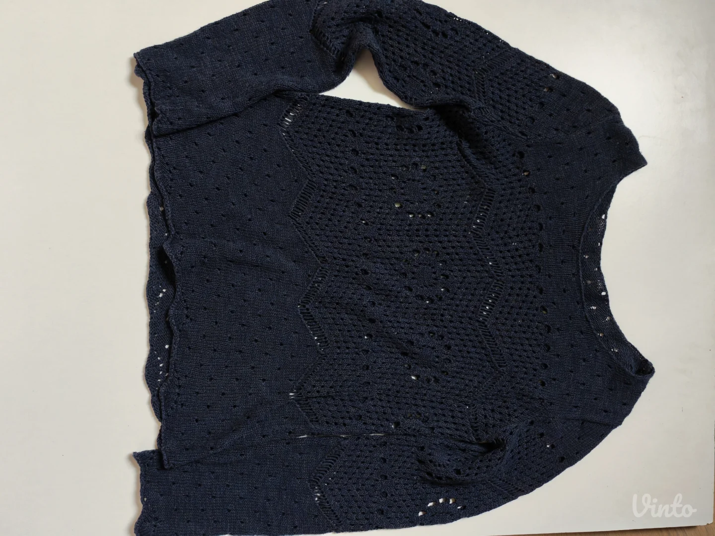 Teget Rupičasti Džemper