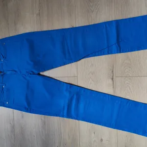 Koton kraljevsko plave farmerke