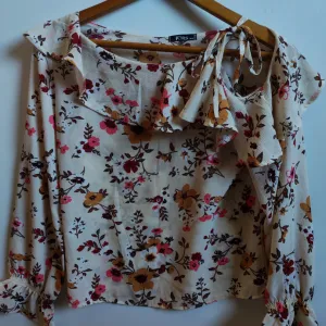 Cvetna bluza