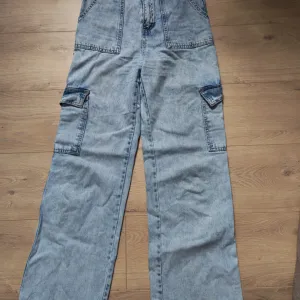 CARGO BAGGY FARMERKE