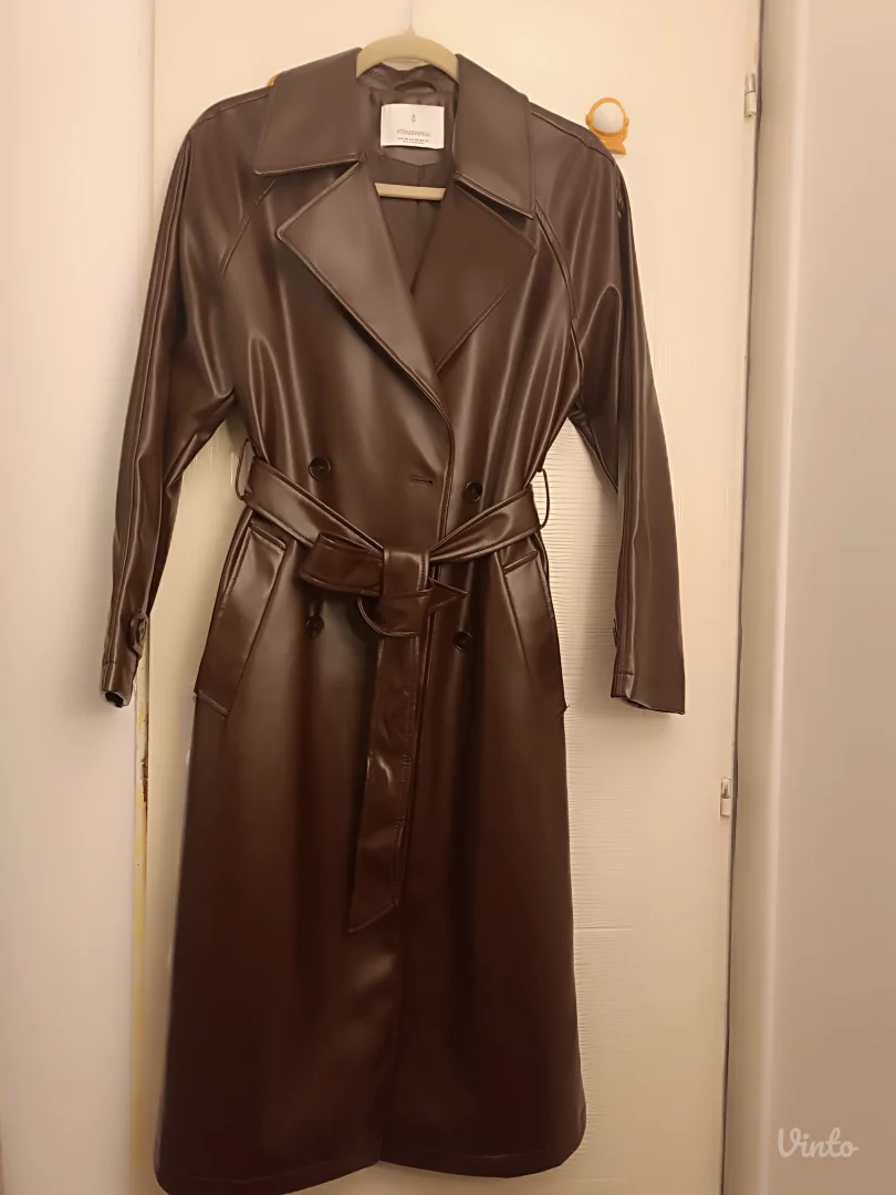 Kozni kaputic Stradivarius