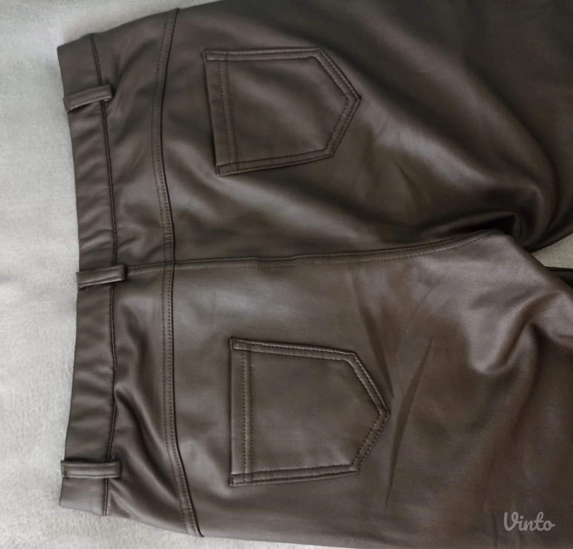 Pantalone sa elastinom