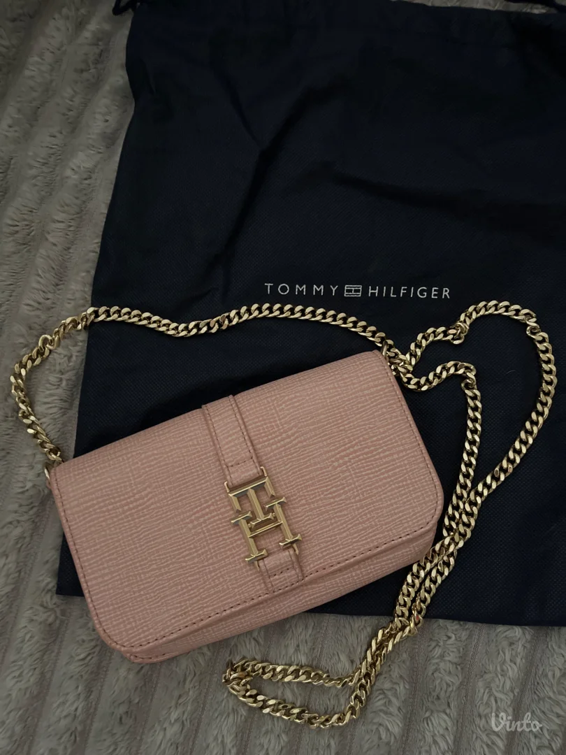 Tommy Hilfiger torbica