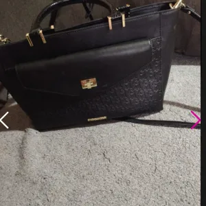 Steve Madden nova torba