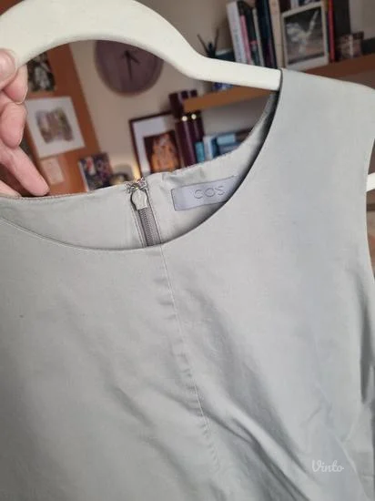 Novo! COS peplum haljina, divna